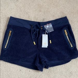 Tory Burch Josie Short size 6